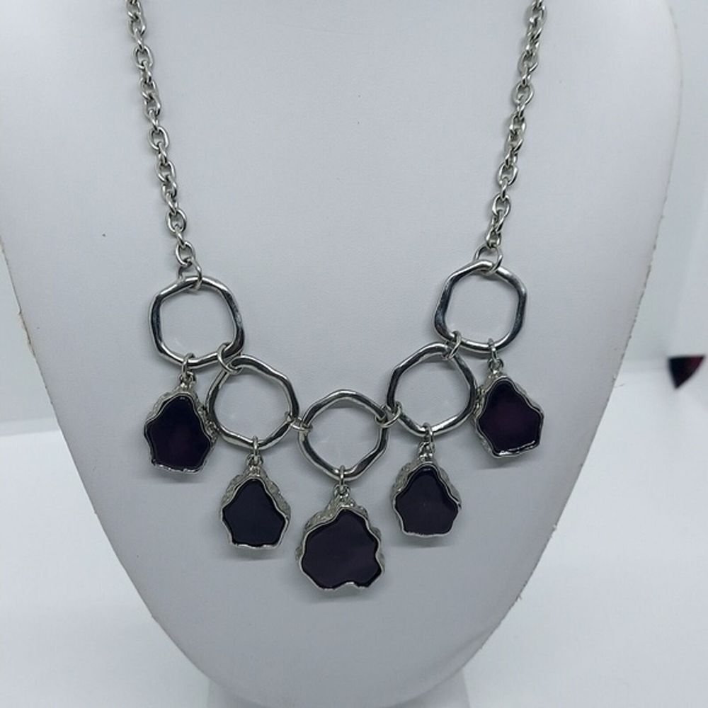 Silver tone and purple faux stone necklace‎